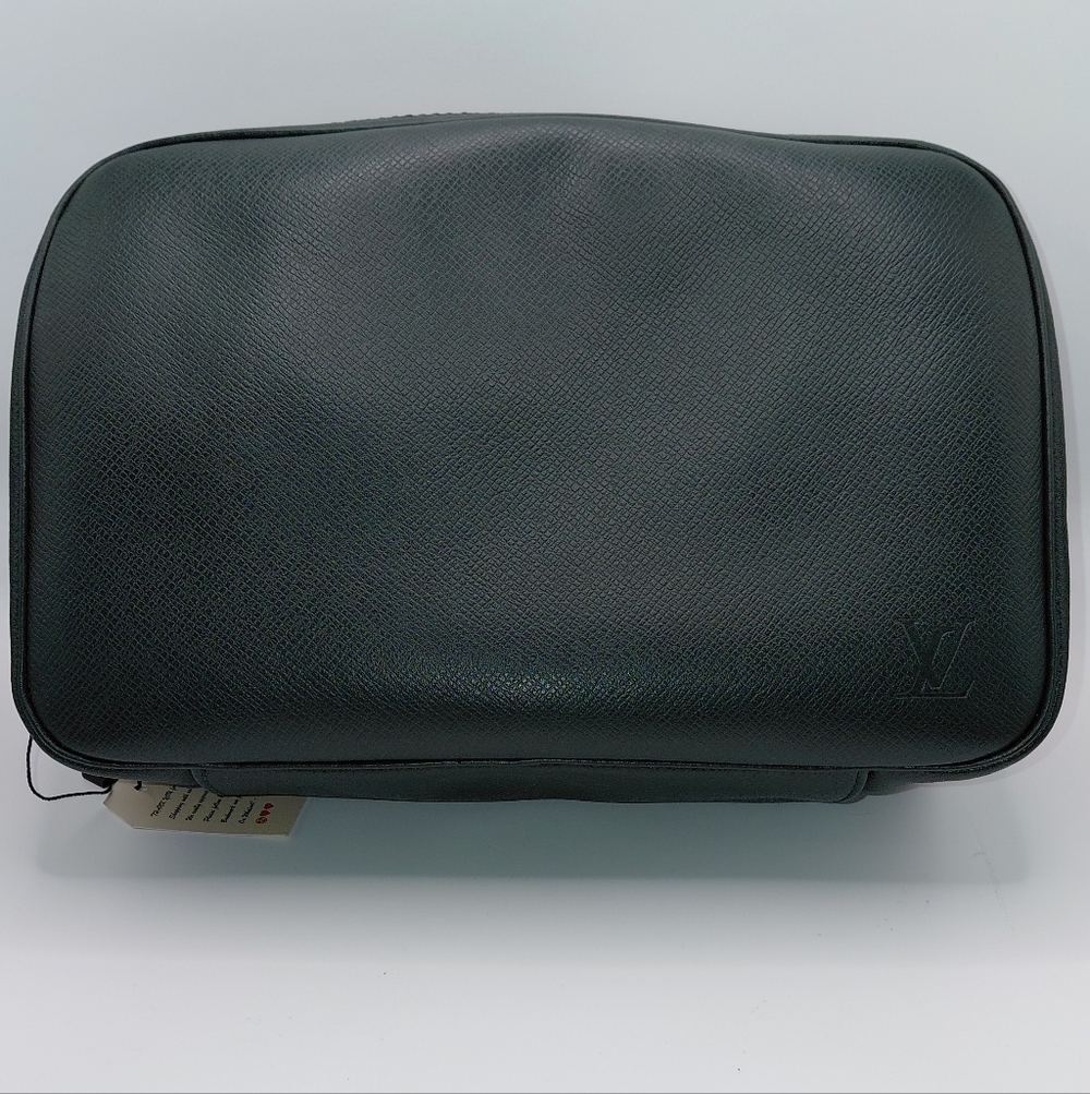 Louis Vuitton Dark Green Taiga Leather GM Trousse Toilette Pouch Bag Clutch Vtg